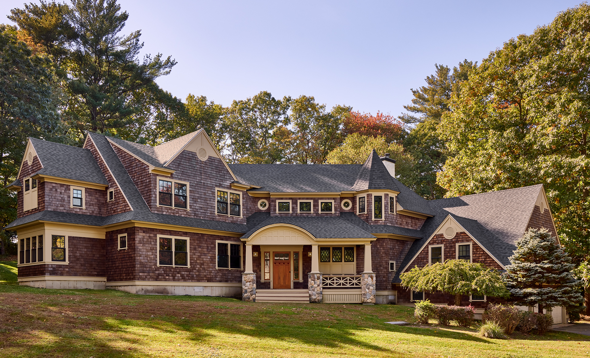 Hillside Retreat Banner Image